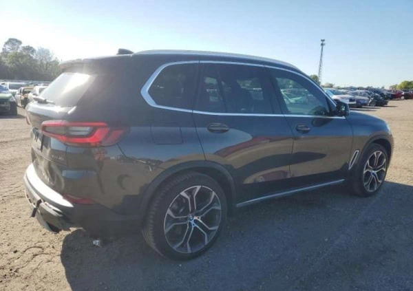 BMW X5 cena 197000 przebieg: 42737, rok produkcji 2022 z Strzegom małe 67